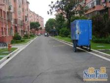 不靠路!采光好!大三房精装修,拎包入住!