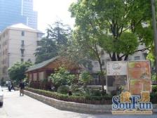 梅园三村边套精装一房一厅楼层好位置好产权户口清晰诚售可谈