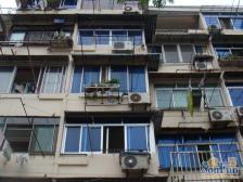 近地铁,拎包入住通风好家具全送,新上房源