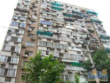 近地铁+1991年竣工+电梯中高区+边套+近中山Y院