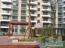 飞机户型,小区中间位置,采光无遮挡,电梯商品房