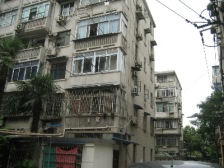 凉城路1201弄小区1室北朝向233.00万元/套出售