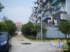 临沂六村,小区中间位置,南北全明户型,非顶楼