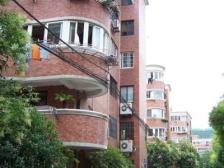 一梯两户,紧靠地铁口,全明户型,钥匙房,随时看