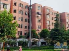 一梯两户,稀有户型,中间楼层,花园位置,停车方便