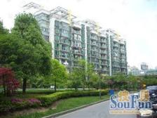 普陀中环边 电梯大复式 位置好 露台60平 有钥匙