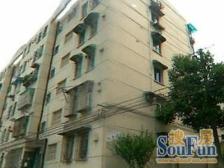 送30万豪华装修 一房一厅全明户型 带衣帽间近地铁 看房方便