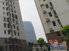 04年电梯三房+近公园、黄浦江+单价总价低