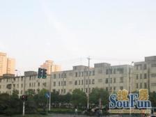 潍坊二村,南北两房,安静位置,诚心出售,东昌南+浦明,无遮挡