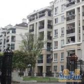 恒大小区少见的一梯两户一楼送双院子户型,东边套全明,非常实用