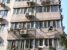 低楼层双西两房,户型方正,业主诚心出售