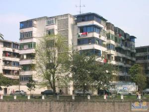 【二环路东三段2号院】| 成都市成华区二环路东三段15号6栋-1层18号、19号房屋