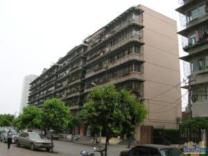 东方公司宿舍2室1厅东南