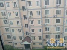 满五,南临河景观位置,带储藏间,固定租赁车位