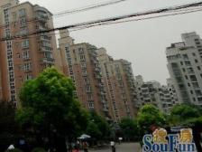 中区南北通透双采光 有产权车位停车方便