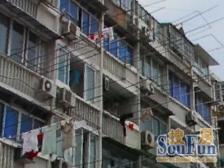 产权清晰,全明户型,位置安静,地铁500米,诚意出售