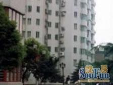 满五年税费少,户型方正,精装修,近地铁
