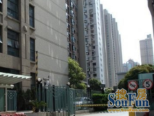 豪 华 装修,拎包入住,采光没影响