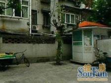 江浦路地铁 南北通透 两房一厅 小区中间位置 一梯四户