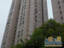 此房已满五,业主诚意出售。价格总价片区比较低