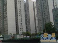 精装修,楼层好,不靠路,自住出租皆可,交通便利