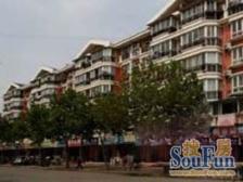 04年商品房,一梯两户,带一个大院子,交通便利