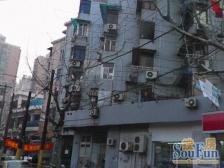 巴士小区 1室0厅 南