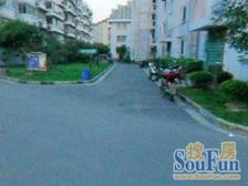 13号线+奶油风精装+户型方正南北通+非顶楼+商品房