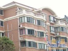 宝山万达旁一梯两户2004年商品房顶楼复式带露台