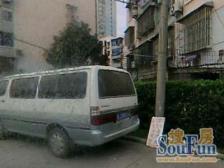 德平路站口电梯两房,全明户型,精装修!可看三件套!视野很好!