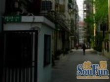 一楼带双花园|13、4号地铁旁边|双南正齐户型