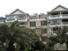 小区花园位置3房2卫 南北通 得房率高 采光好