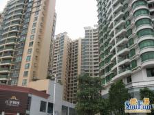 汇景上层大单间,业主诚心出售,价格可以谈