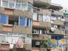 莘松七村;中间位置,精装修,带院子,全明户型,采光棒!