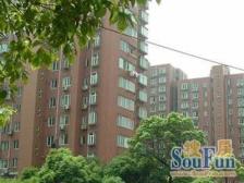 虹口公园旁,电梯小高层大3房,低总价单价6w多