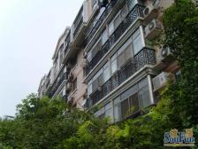 全明户型,南北通边套小区中间位置,近环球港交通便利