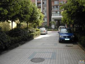 锦都馨苑3室2厅东南