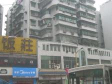 业主安心出售 楼层适中 近广场和地铁站