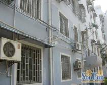 18号地鉄50米,龙阳路CBD一站达,一梯两户全明,随时看房