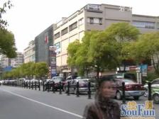 边间位置,采光面大,老业主诚意出售。