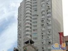 小区楼下就是长寿路7号13号地铁,生活配套成熟大平层