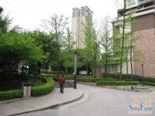 溯源居顶跃带花园 精装5房,业主诚心出售,拎包入住