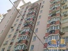 虹口区三中心,75平1房可改2室,钥匙房随时看,价格可谈