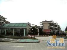 豪华装修 品质别墅区 送大花园 拎包入住