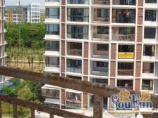 带地下储藏间+正对广场+视野开阔+带车位+飞机三房两卫