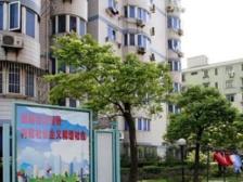 电梯中高区,不靠马路,双X区,双轨交通方便