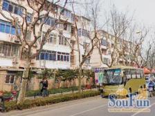 宝钢七村 中楼层 边套全明 户型正 诚售 看中房价可谈