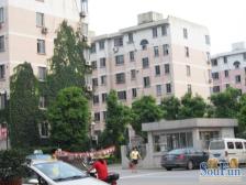 沿河一楼带院子抬高30公分有车库!老人必备