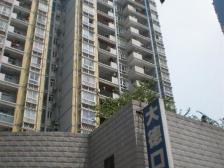 步行街 朵力名都三房95万