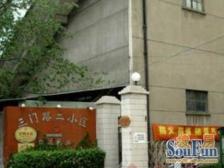 满五年w税南北两房非顶楼 看中价格可谈